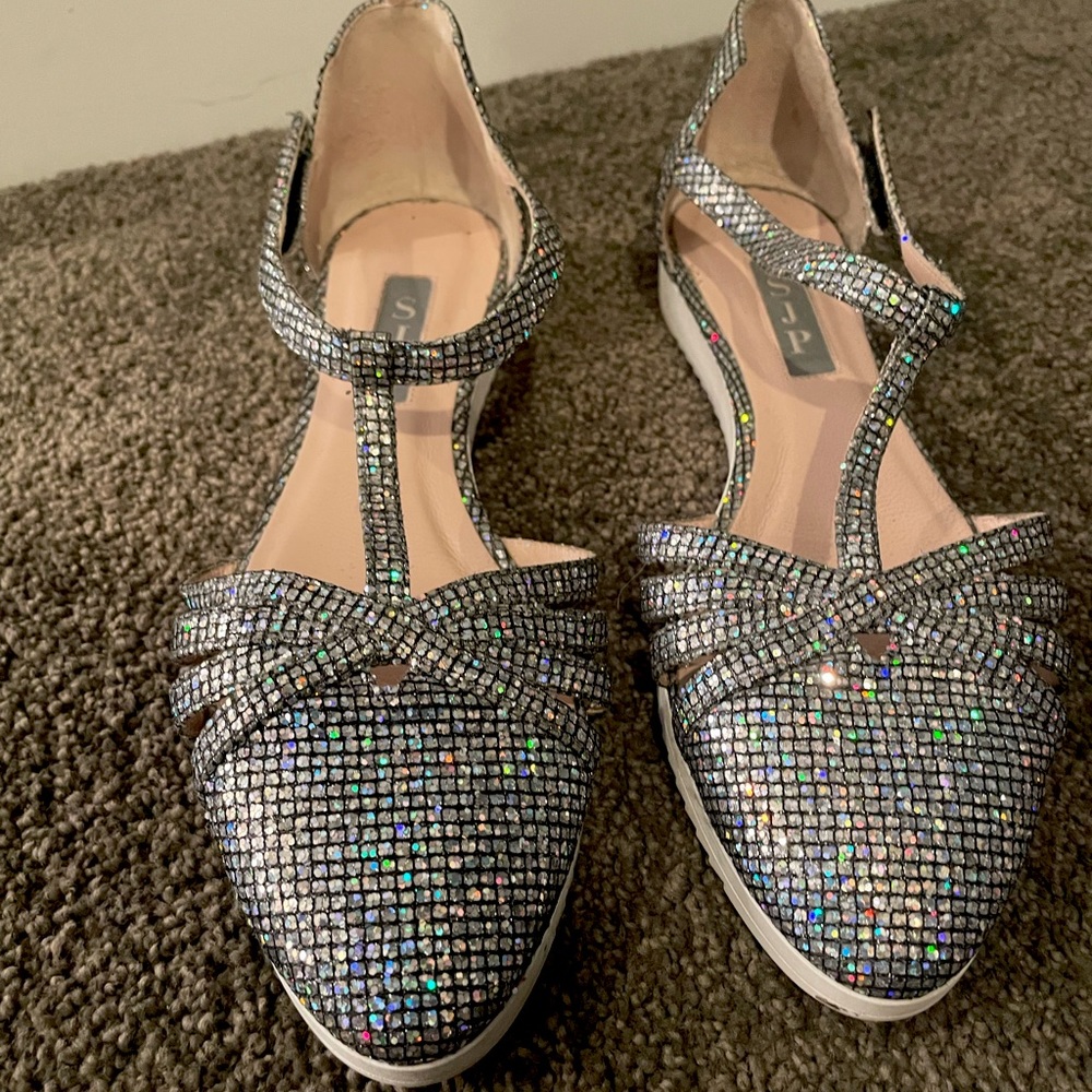 Good condition SJP Meteor flats